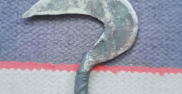 নীরকাসি।
সাইজ.12 ইঞ্চি ছোট,
ব্যবহার. বাসা বাড়ি অফিস ফ্যাক্টরি বাগানের কাজে ব্যবহার করা হয়,